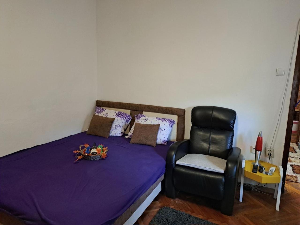 Apartman En Dusanovac Екстериор снимка