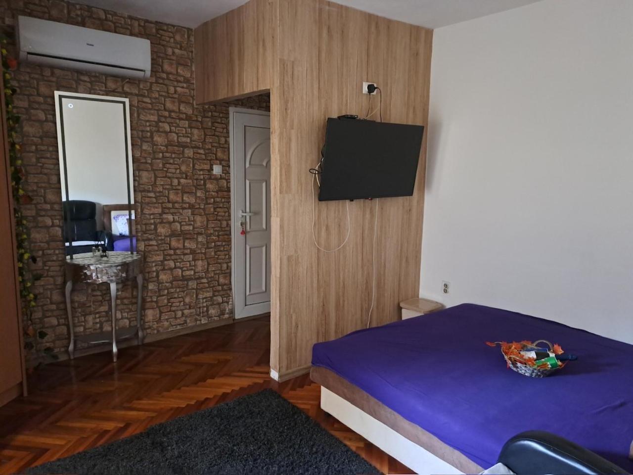 Apartman En Dusanovac Екстериор снимка
